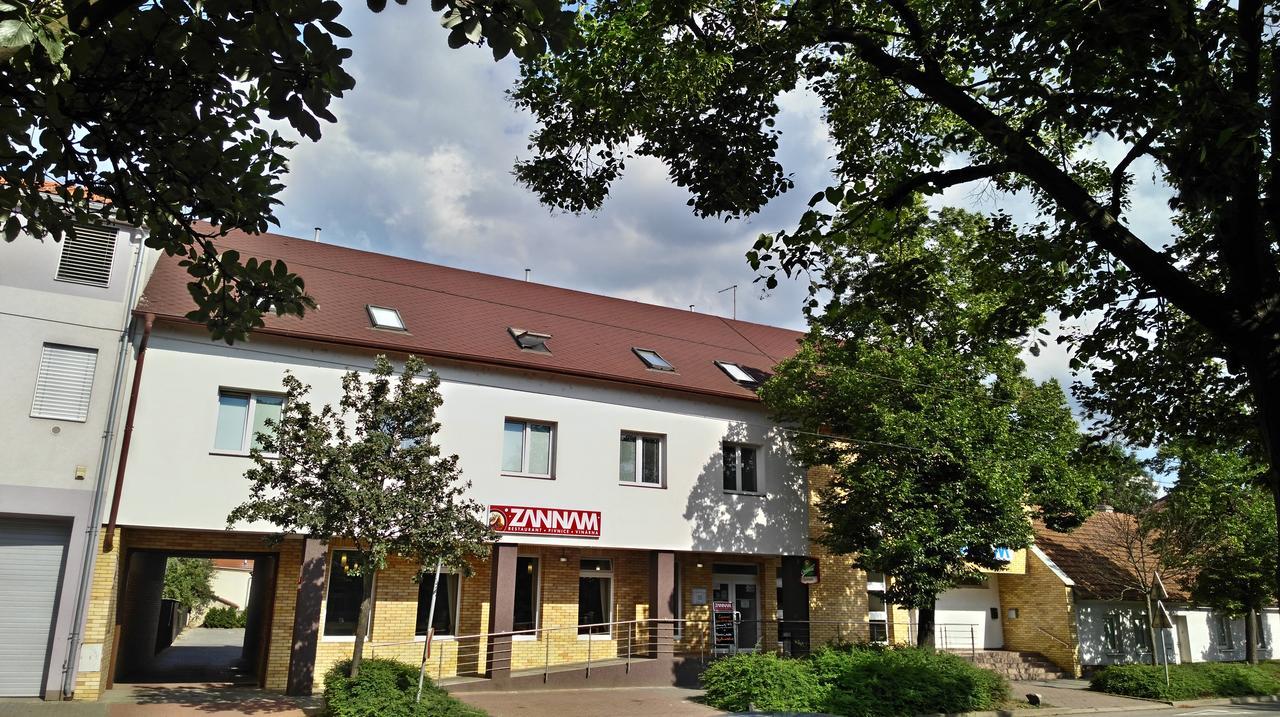 Hotel Zannam Brno Exterior photo